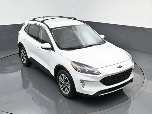 Used 2022 Ford Escape SEL w/ Equipment Group 302A AWD/4WD image 20