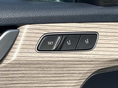 Used 2021 Hyundai Palisade SEL w/ Premium Package FWD image 27