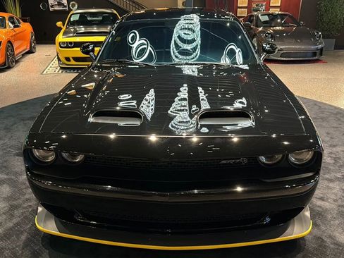 Used 2021 Dodge Challenger SRT Hellcat Redeye RWD image 2