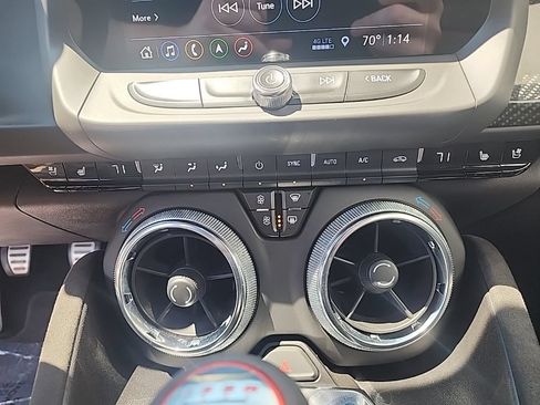 Used 2019 Chevrolet Camaro ZL1 RWD image 20