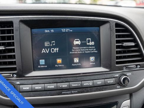 Used 2018 Hyundai Elantra SE w/ SE Connectivity Package 04 image 26