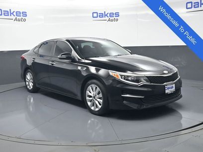 Used 2018 Kia Optima LX w/ 17" Alloy Wheels Package