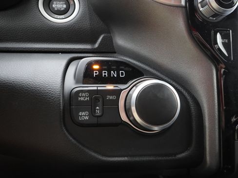 Used 2024 RAM 2500 Big Horn w/ Night Edition AWD/4WD image 45