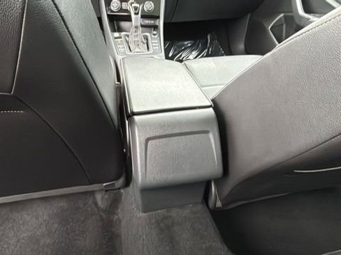 Used 2024 Volkswagen Jetta SE image 21