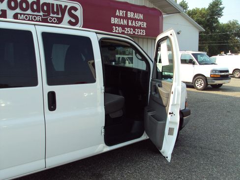 Used 2013 Chevrolet Express 1500 LT w/ LT Preferred Equipment Group image 12