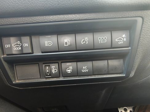 Used 2024 Toyota Tundra Limited image 14