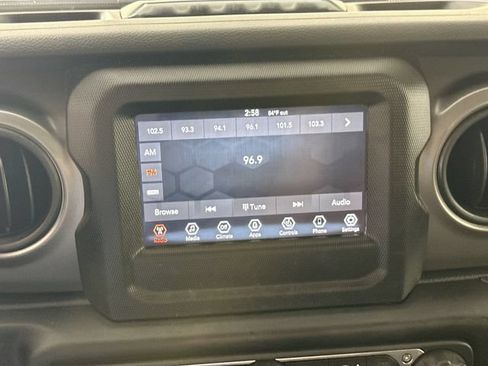 Used 2023 Jeep Wrangler Unlimited w/ Cold Weather Group AWD/4WD image 11