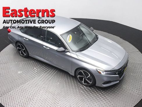 Used 2021 Honda Accord Sport image 3