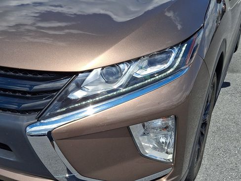 Used 2018 Mitsubishi Eclipse Cross LE AWD/4WD image 10