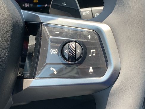 Used 2025 BMW X3 xDrive30i w/ Premium Package image 22