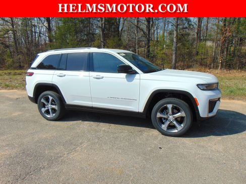 New 2026 Jeep Grand Cherokee Limited AWD/4WD image 13