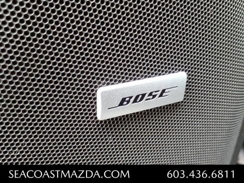 Used 2024 GMC Yukon AT4 w/ Technology Package image 17