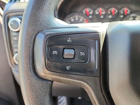 Used 2019 Chevrolet Silverado 1500 Custom w/ Custom Value Package AWD/4WD image 21
