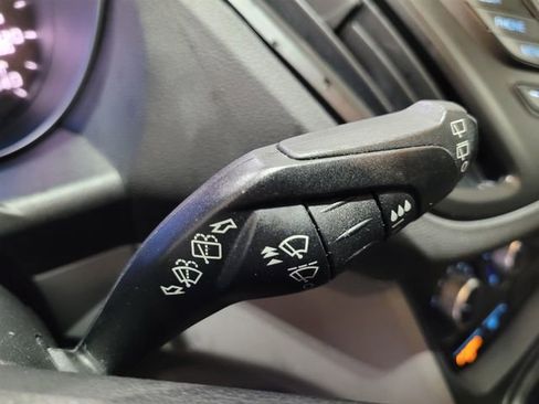 Used 2015 Ford Escape SE image 32