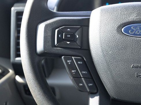Used 2015 Ford F150 XL w/ Equipment Group 101A Mid AWD/4WD image 18