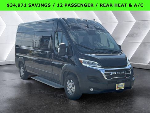 New 2024 RAM ProMaster 2500 w/ Leather Interior Group FWD image 8