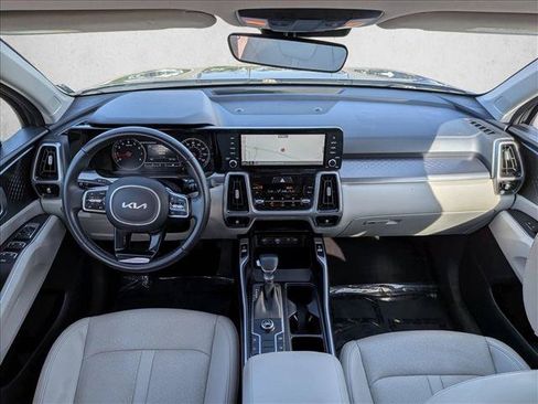 Used 2023 Kia Sorento S FWD image 18