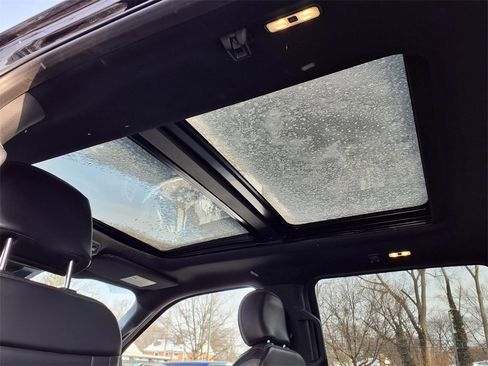 Used 2019 Ford F150 Platinum w/ Equipment Group 701A Luxury image 8