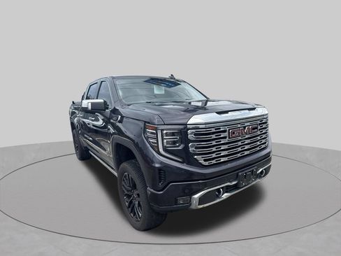 Used 2022 GMC Sierra 1500 Denali AWD/4WD image 4