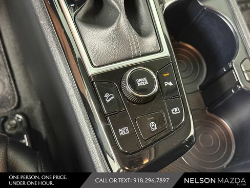 Used 2024 Kia Sportage EX FWD image 36