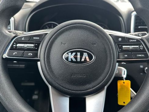 Used 2020 Kia Sportage LX image 23