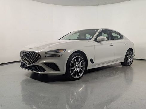 Used 2025 Genesis G70 2.5T AWD/4WD image 3