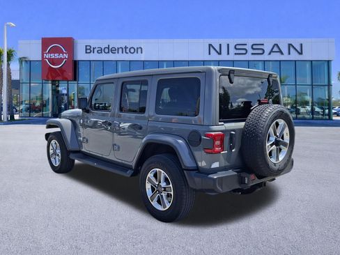 Used 2020 Jeep Wrangler Unlimited Sahara w/ LED Lighting Group AWD/4WD image 7