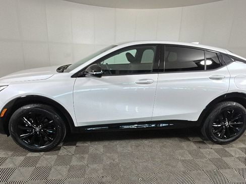 Used 2024 Buick Envista Sport Touring w/ Convenience I Package FWD image 7