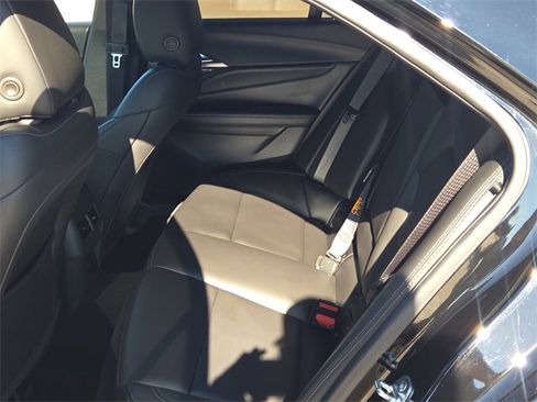 Used 2025 Cadillac CT4 Luxury image 17