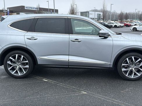 Used 2023 Acura MDX SH-AWD w/ Technology Package image 4