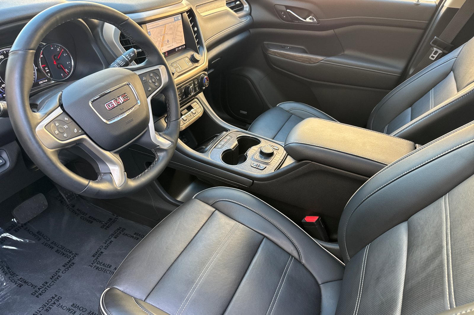 Used 2023 GMC Acadia Denali FWD image 9