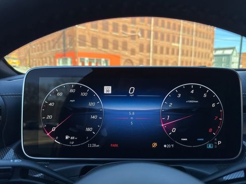 New 2026 Mercedes-Benz CLE 300 4MATIC Coupe image 17