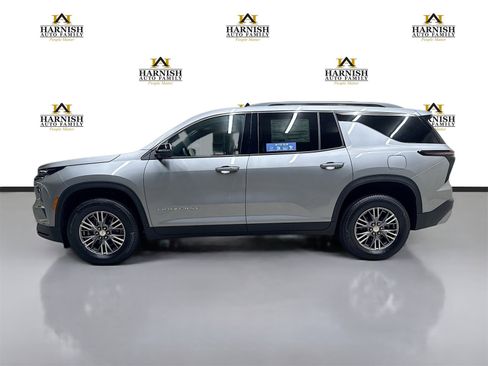 New 2026 Chevrolet Traverse LT image 8