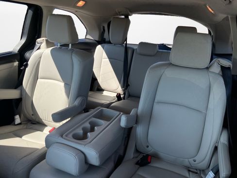 Certified 2026 Honda Odyssey EX-L image 15