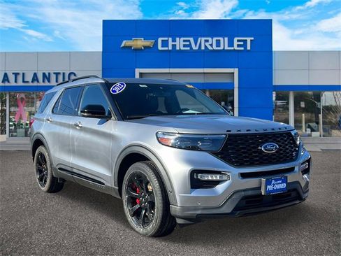 Used 2022 Ford Explorer ST w/ Equipment Group 401A image 2