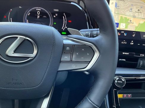 Used 2024 Lexus NX 350h AWD w/ Vision Package image 12