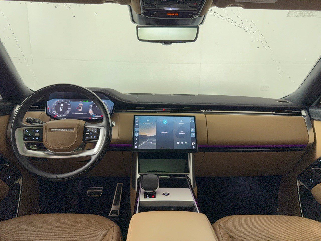 Used 2024 Land Rover Range Rover SE AWD/4WD image 17