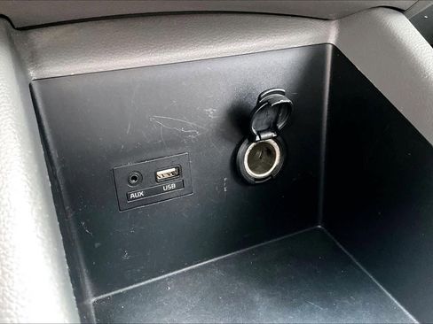 Used 2017 Kia Forte LX image 29