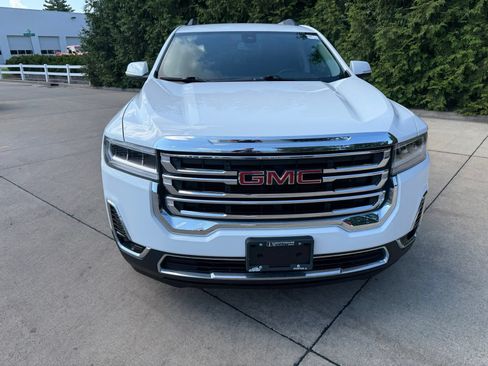 Used 2023 GMC Acadia SLT FWD image 6