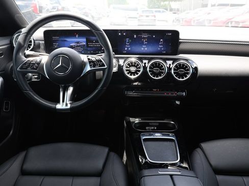 Used 2024 Mercedes-Benz CLA 250 image 22