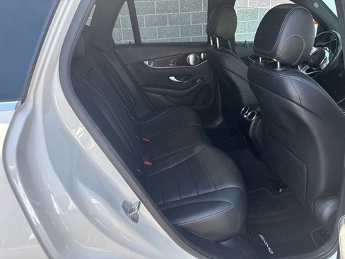 Used 2020 Mercedes-Benz GLC 300 4MATIC image 17