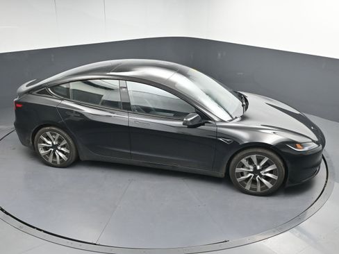 Used 2024 Tesla Model 3 image 30