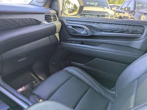 Used 2022 GMC Yukon XL Denali AWD/4WD image 21