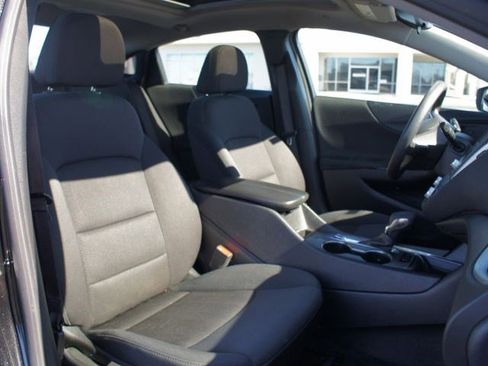 Used 2024 Chevrolet Malibu LT image 22