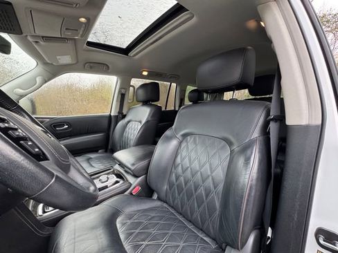 Used 2022 Nissan Armada Platinum w/ Captain's Chairs Package image 12