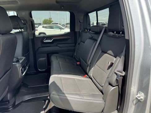 Used 2025 GMC Sierra 1500 Denali w/ Technology Package AWD/4WD image 25
