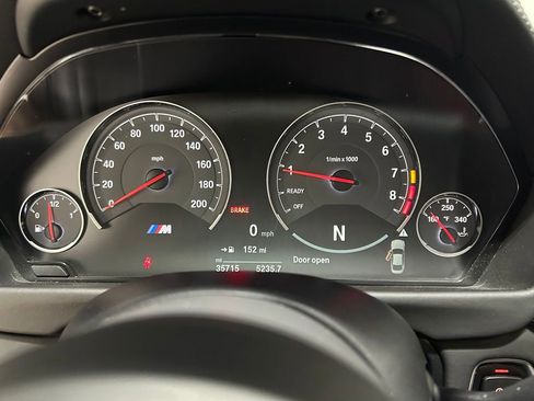 Used 2019 BMW M4 Coupe w/ Competition Package RWD image 15