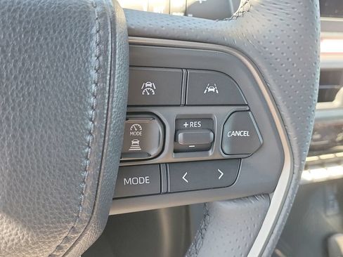 New 2026 Toyota 4Runner SR5 AWD/4WD image 10