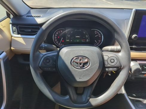 Used 2024 Toyota RAV4 LE FWD image 16