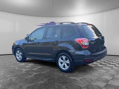 Used 2015 Subaru Forester 2.5i Premium w/ All-Weather Package AWD/4WD image 3